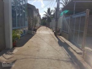 Bán nền đất 10x18m, 100% thổ cư, Trần Nguyên Hãn nối dài, TP Mỹ Tho, đường ô tô 4m. LH 0907949274