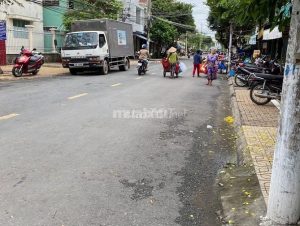 Nhà 1 trệt 1 lầu 60m đường Nguyễn Huệ, Phường 7.Thành phố Mỹ Tho, Tiền