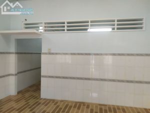 * Nhà Phường 5, Mỹ Tho, Tiền Giang, cách đường nhựa 70m