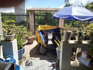 Nhà 2 mặt lộ và giáp sông làm homestay
